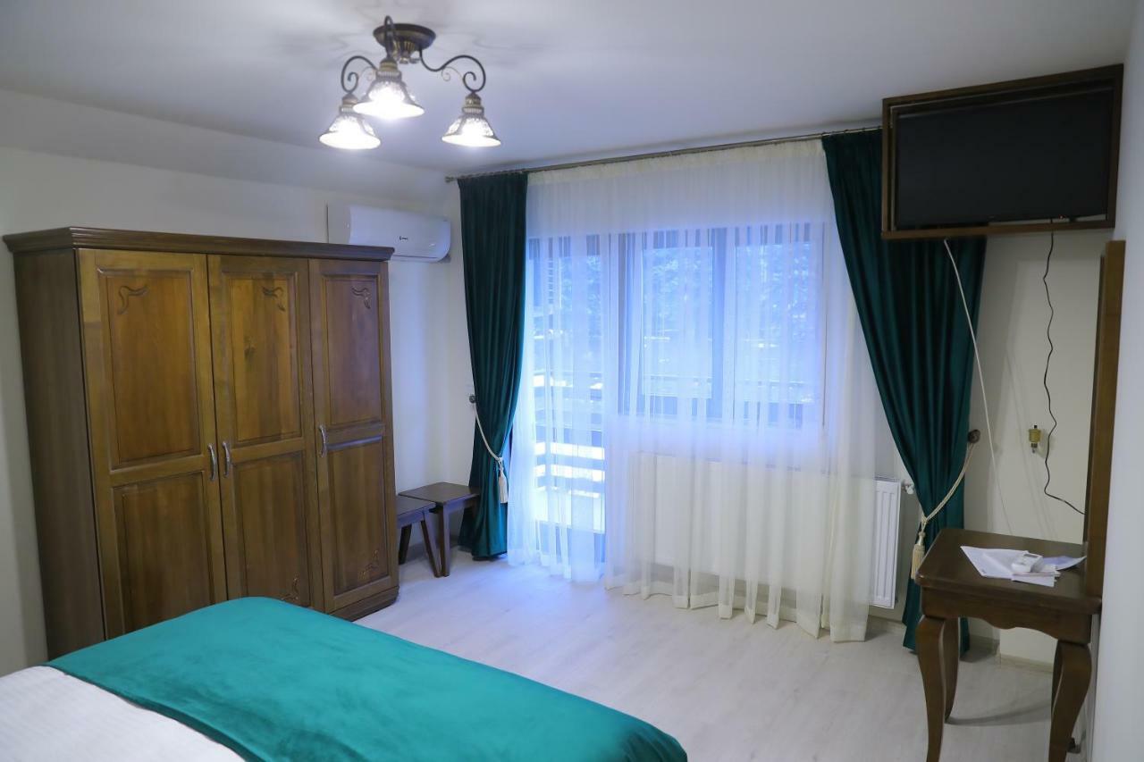 Pensiunea Magnolia Hotel Craiova Luaran gambar